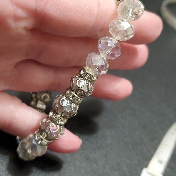 Silver tone sparkly beaded bracelet - Picture 8 of 9